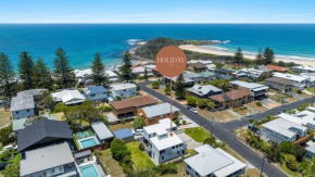 Alli Belle- Hilltop Gem, Yamba